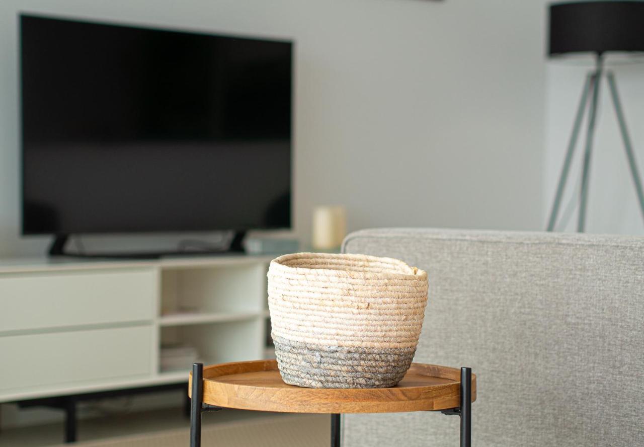 South Bay 2354 Apartment เอสเตโปนา ภายนอก รูปภาพ